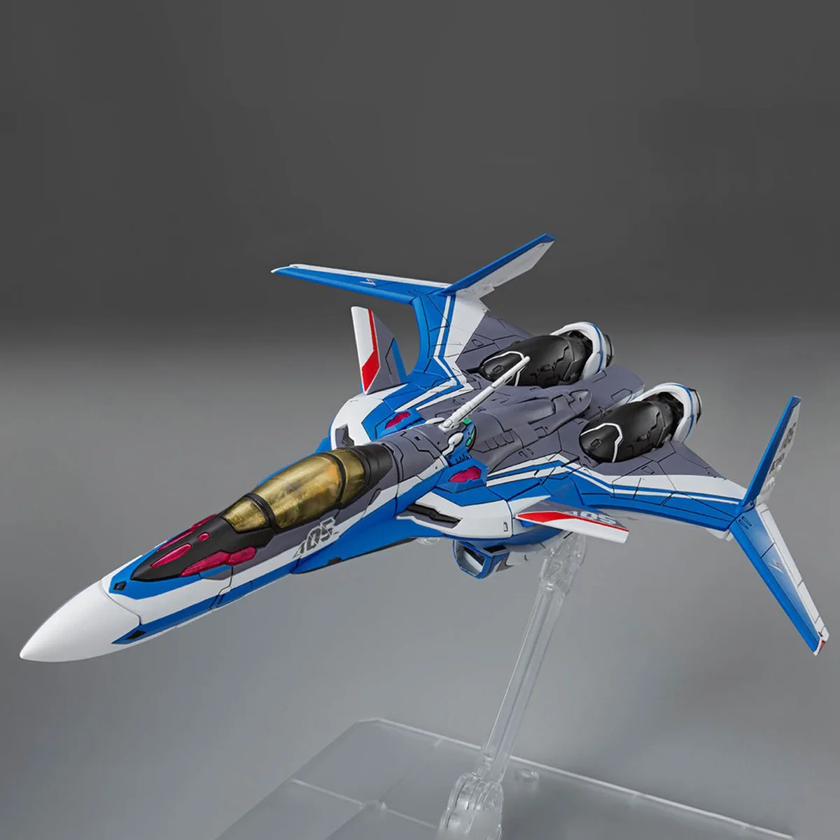 Bandai Macross Asli Model Kit HG 1/100 VF-31J Siegfried Hayate Immelmann Menggunakan Action Figure Perakitan Model Mainan Anak Laki-laki Hadiah
