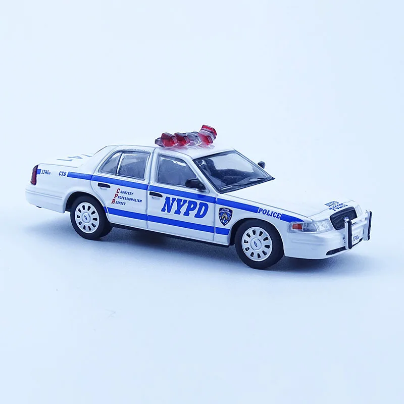 1/64 Scale Ford Crown Victoria CV New York Painted Simulation Alloy Car Model Length 7cm Collection Static Display Toy Gift