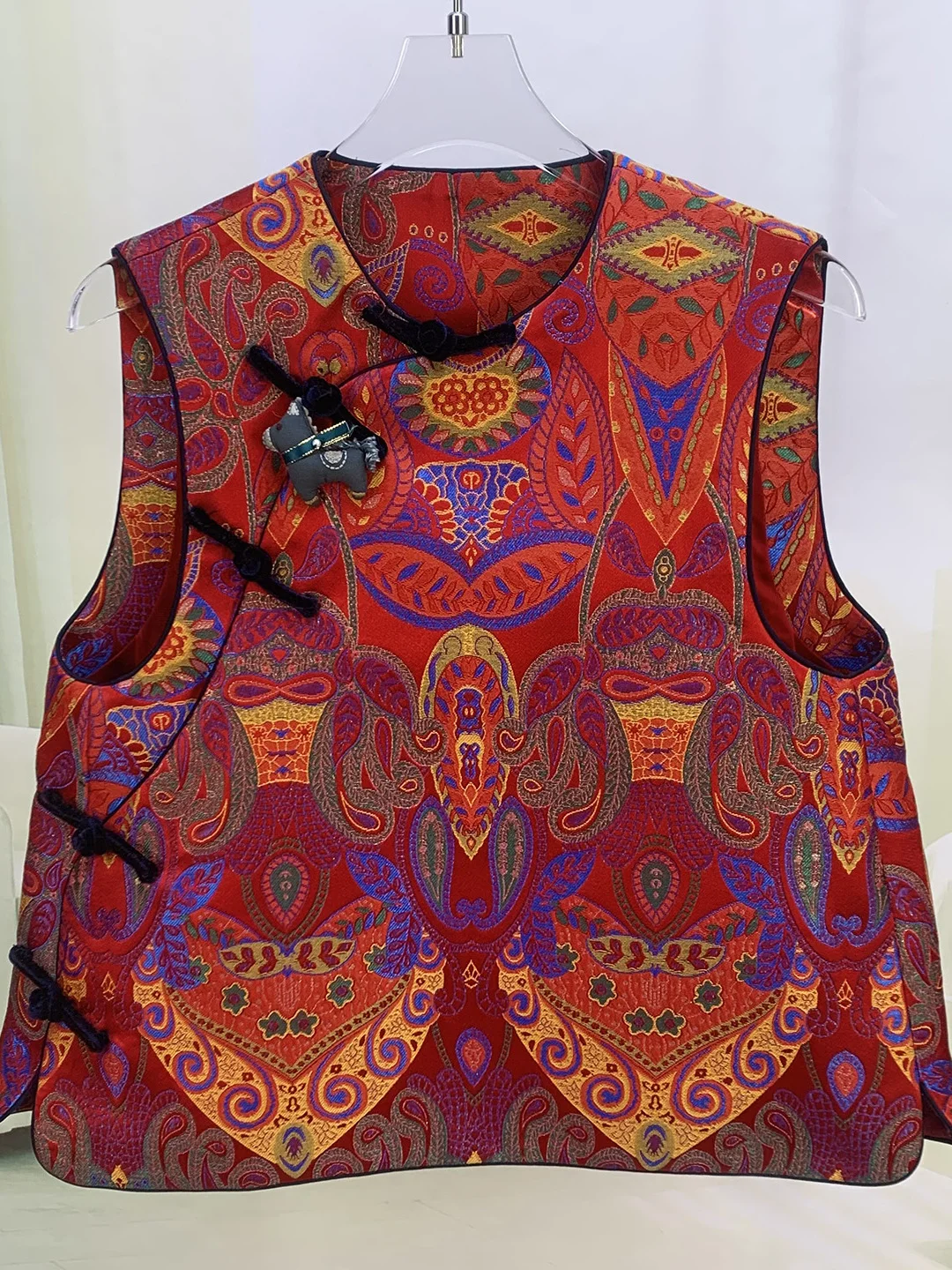 

Женский жилет Ele Red с вышивкой, легкая верхняя одежда, топ Svel, высококачественный, легкий, новый, в китайском стиле, весна 2026