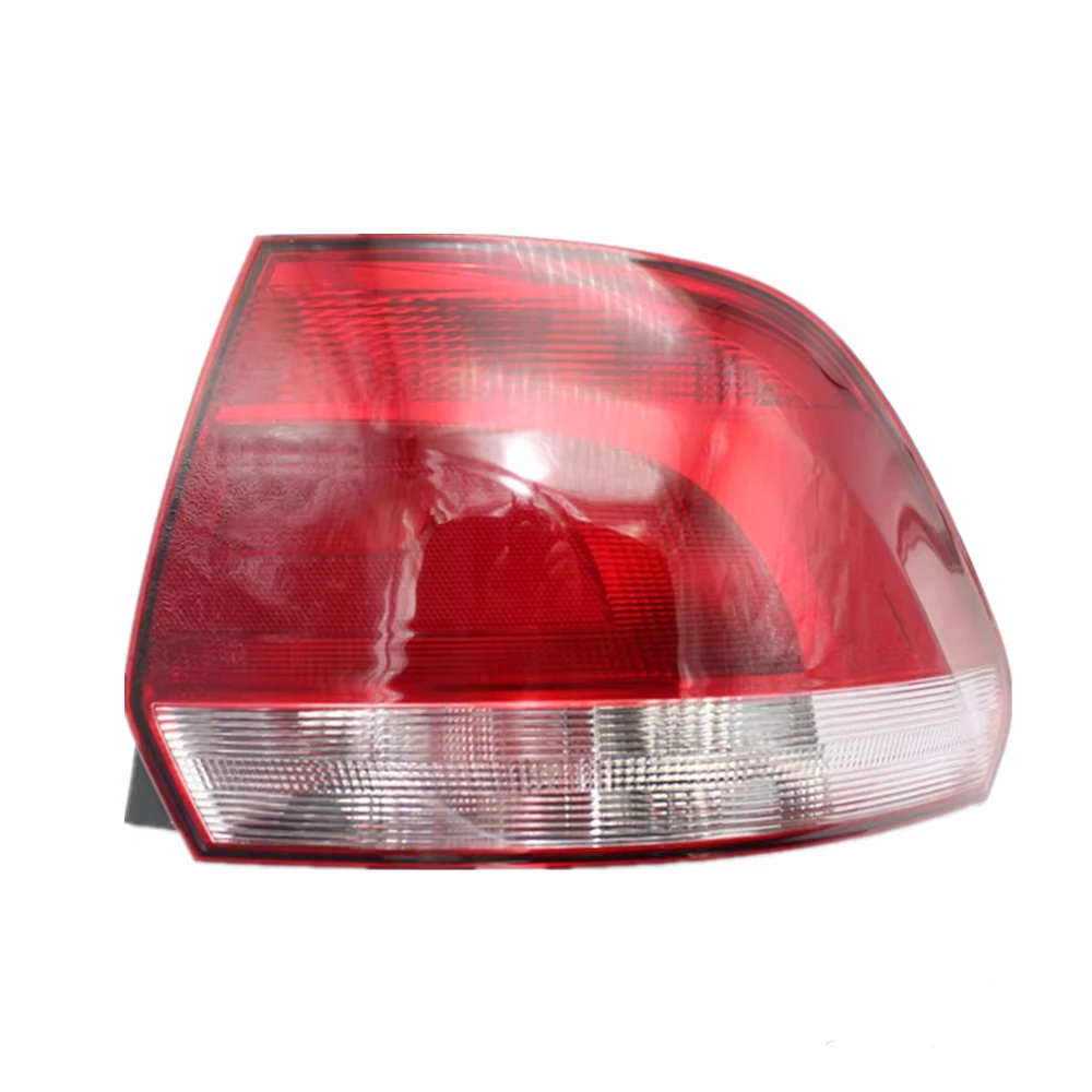 Right Side Tail Light For VW Polo Vento Sedan Saloon 2011 2012 2013 2014 2015 Car Rear Light Tail Light Without Bulbs