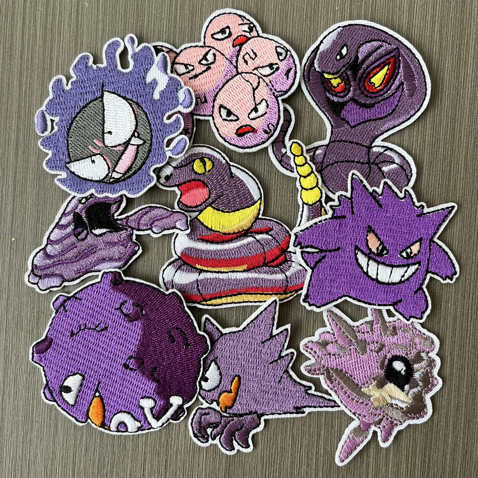 

Anime Gengar Snake Game Pokemon Series Ironing Embroidered Patch For Sew on Clothes Hat Jeans Sticker Coat Embroidery Applique