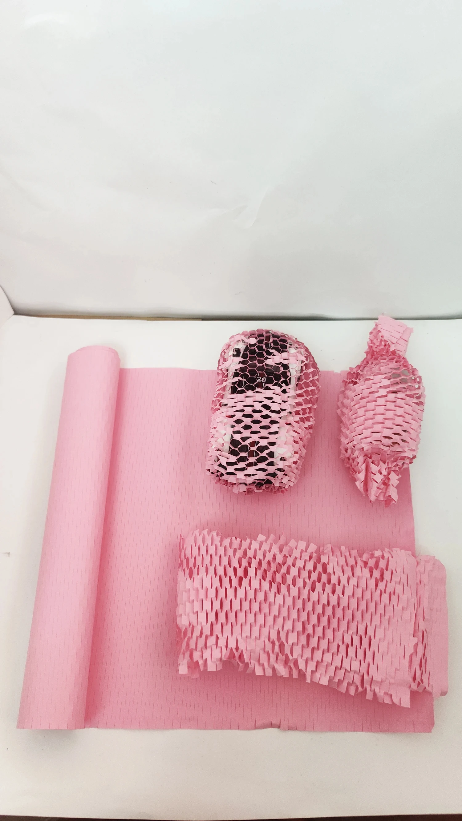 Promotion 38cmX10m  Pink honeycomb paper, transport, gift packaging, cushioning environment-friendly materials can be recycled