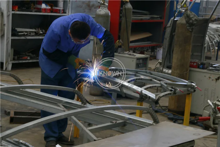 2023 Venda quente aprovado tipo recipiente grande carrinho de caminhão de comida móvel de reboque de comida rápida com CE