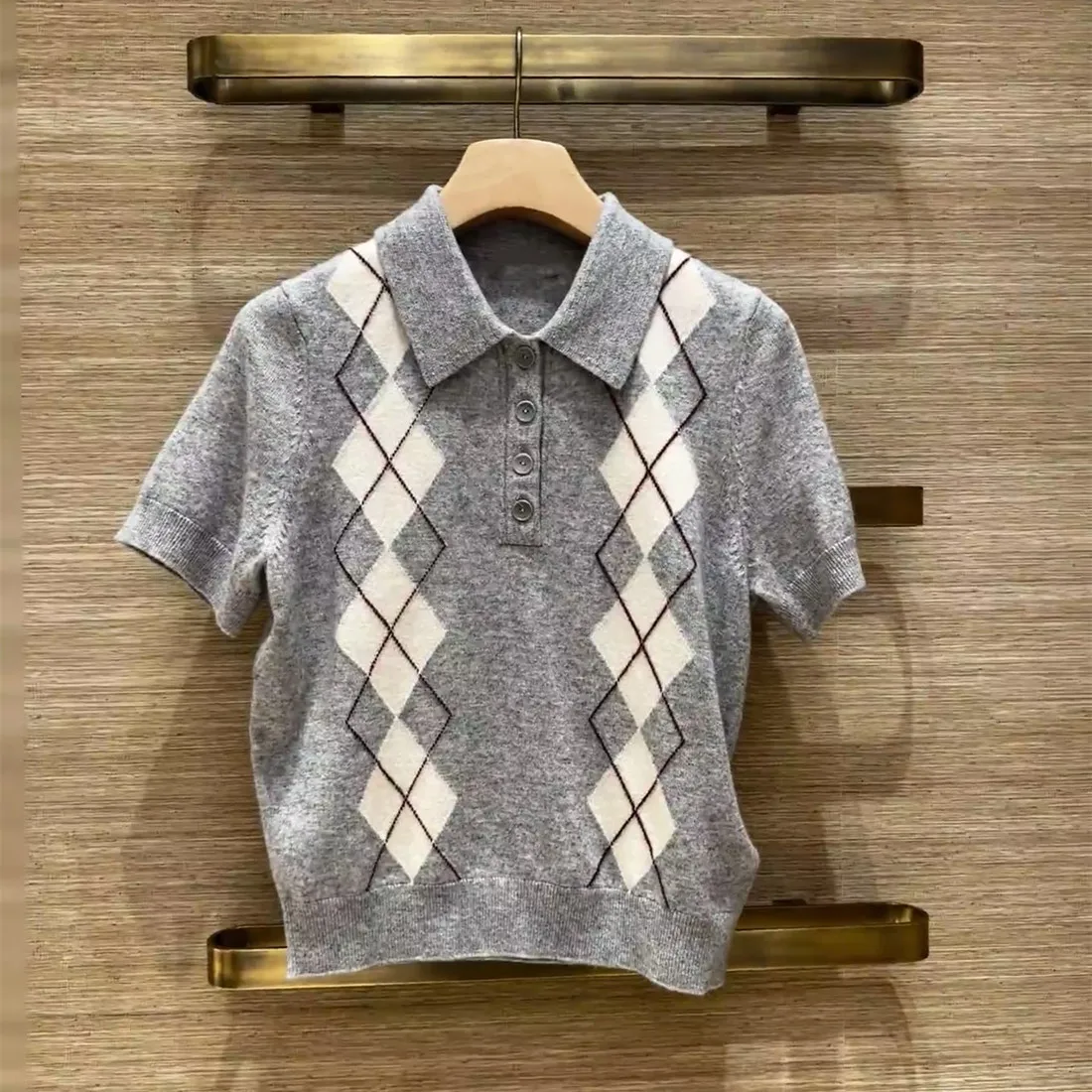 

High-End Version European Sle Ne ort Sve Knitted Top with Color Blo And Geometric Pattern for Women