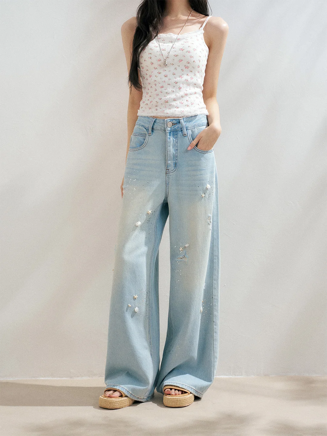 

Повседневные джинсы с высокой талией и широкими штанинами, светло-голубые, с декором из страз, женские летние свободные джинсы, универсальные, повседневные, стильные