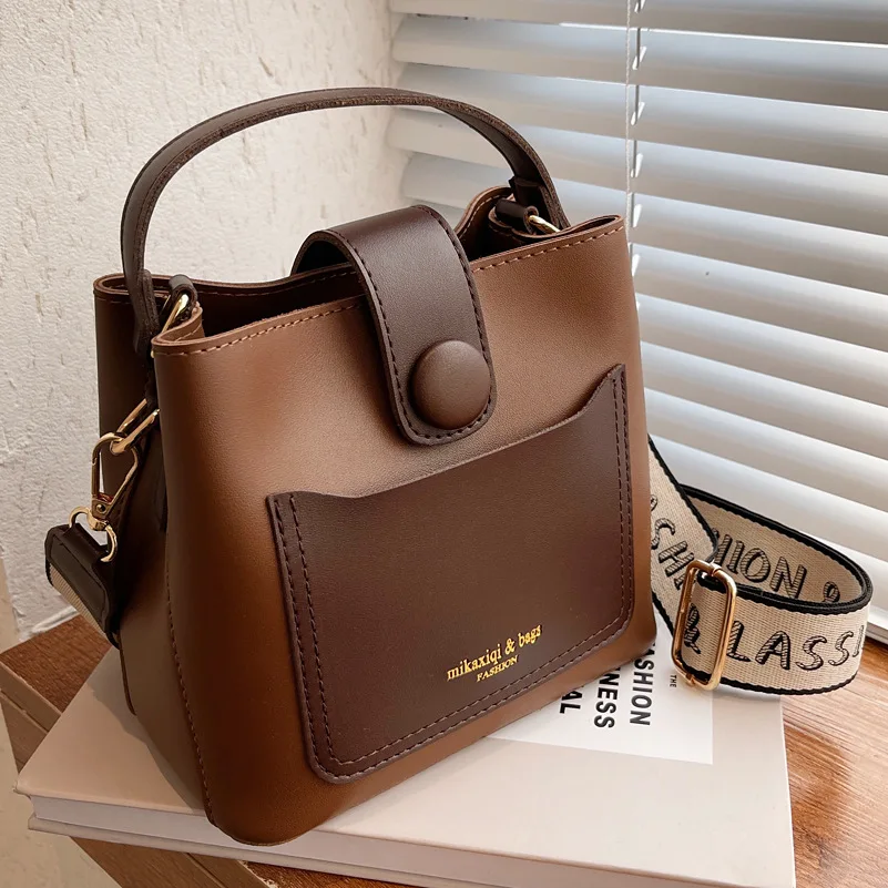 

2023 New Tide Spring Fashion Hand Bill of Lading Shoulder Women's Bag Cross-body Retro Bucket Bag