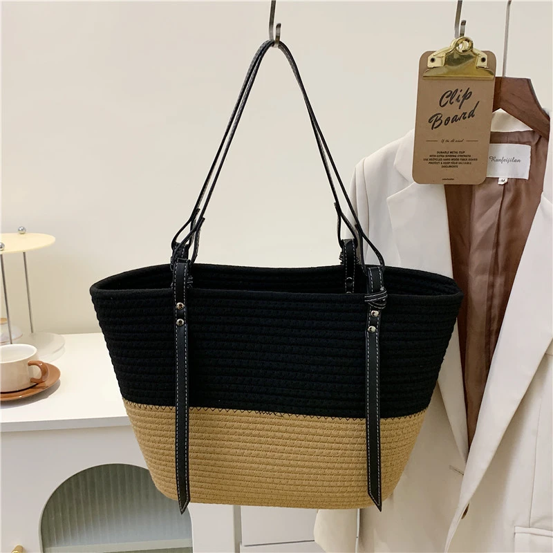 Women Straw Woven Shoulder Bag Summer Woven Pouch for Female Handmade Traveling Handbag Underarm Bag Ladies Braided Basket Bag