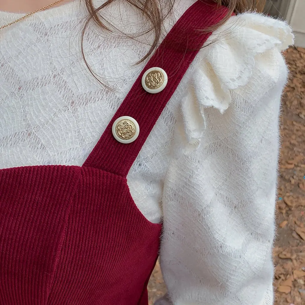 K2209 grande taille nouvel an mode costume décontracté robe rouge deux pièces ensemble dentelle fond chemise jupe à bretelles pour les femmes