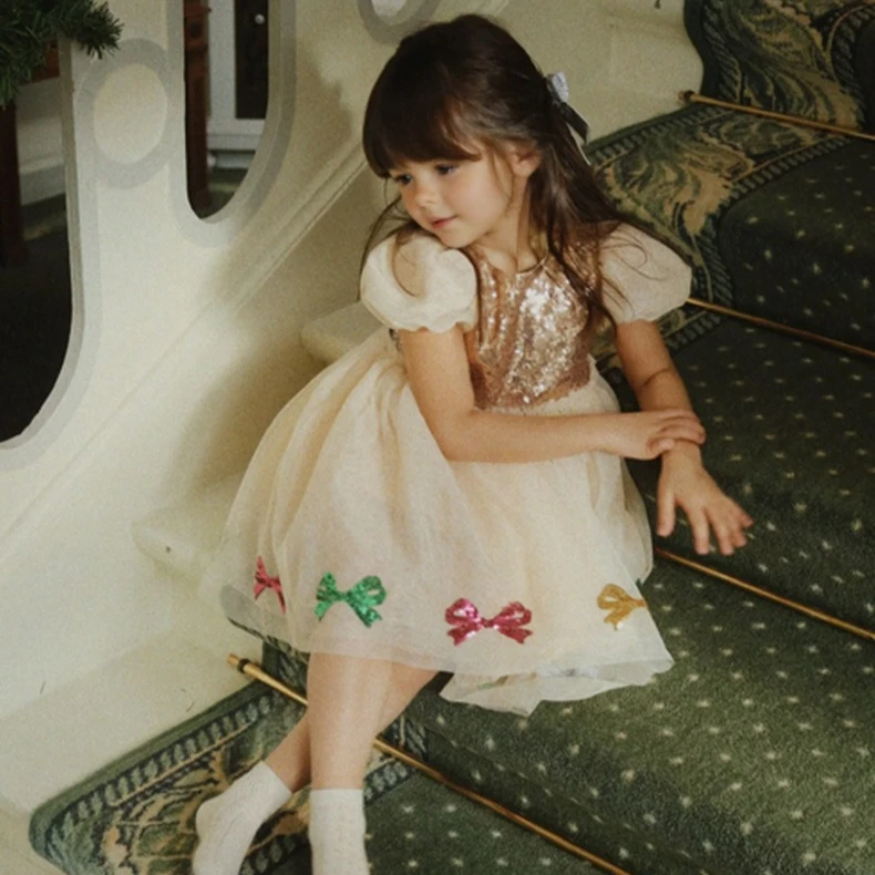 

Платье для девочек 2026 Весна/Лето, Новая детская одежда, Французское платье принцессы для девочек с рукавами-фонариками, блестящими пайетками и сеткой