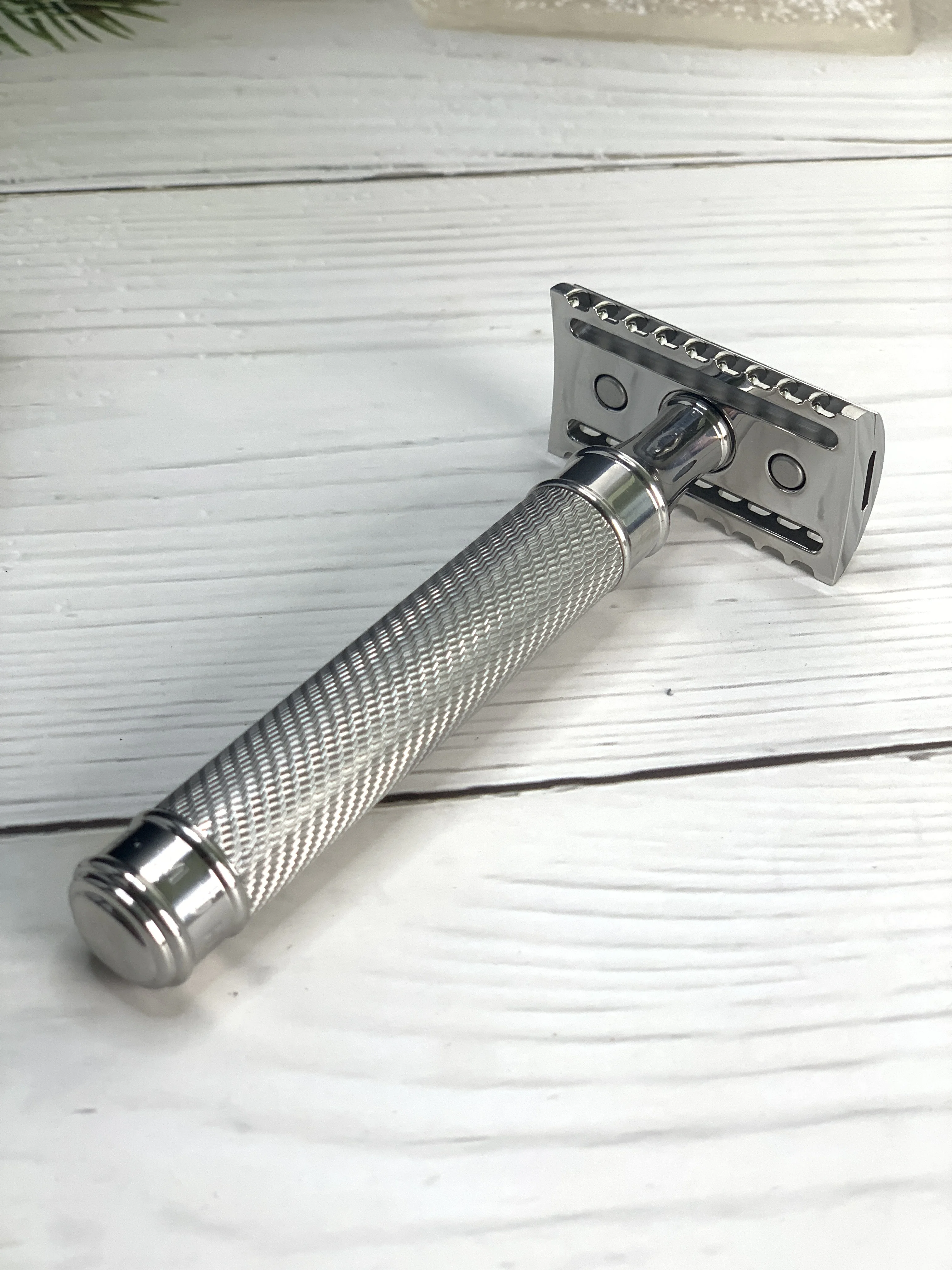 R41GS / R94/R96 CNC Double Edge Safety Razor (Open Comb) For Men - Perfect for Every Day Use