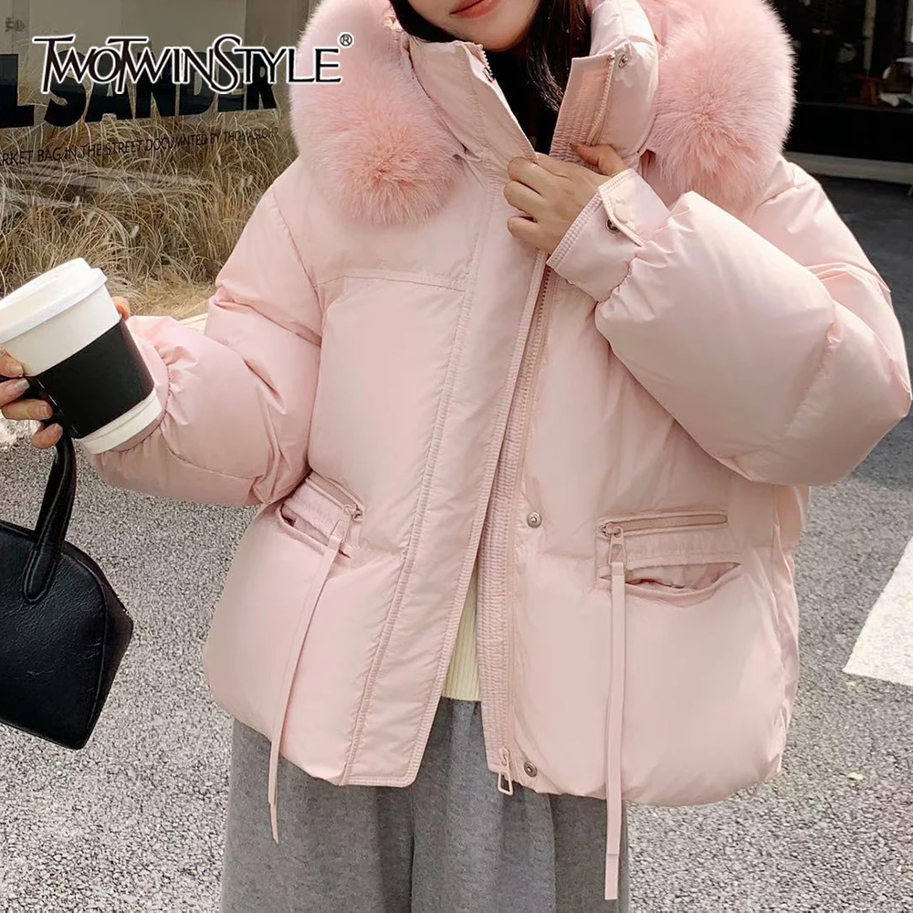 

TWOTWINSTYLE однотонная шикарная куртка с карманами, женская свободная уличная одежда с капюшоном и длинными рукавами, корейские женские куртки, зимняя мода