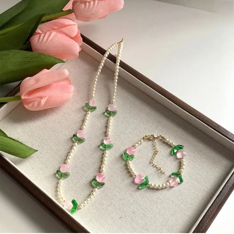 2024 New Design Elegant Imitation Pearl Tulip Necklace Women Delicate Lily Flower Necklace Bracelet Wedding Party Jewelry Gift