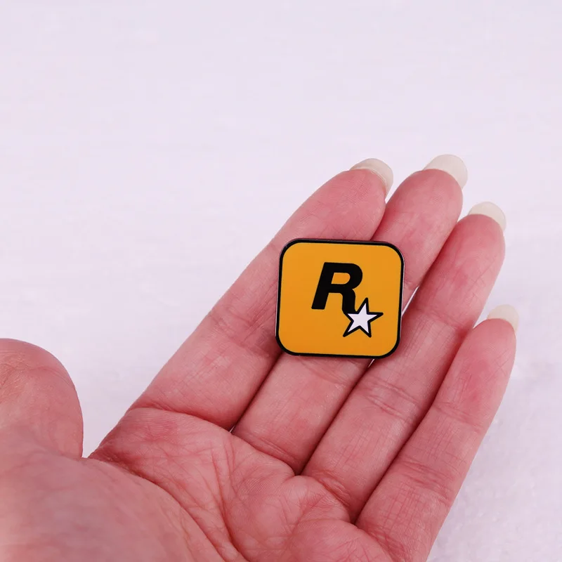 Game Grand Theft Auto Brooch Pins Classic R Five-Pointed Star GTA Badge Enamel Brooches Lapel Pin Jewelry Cosplay Props Gift Acc