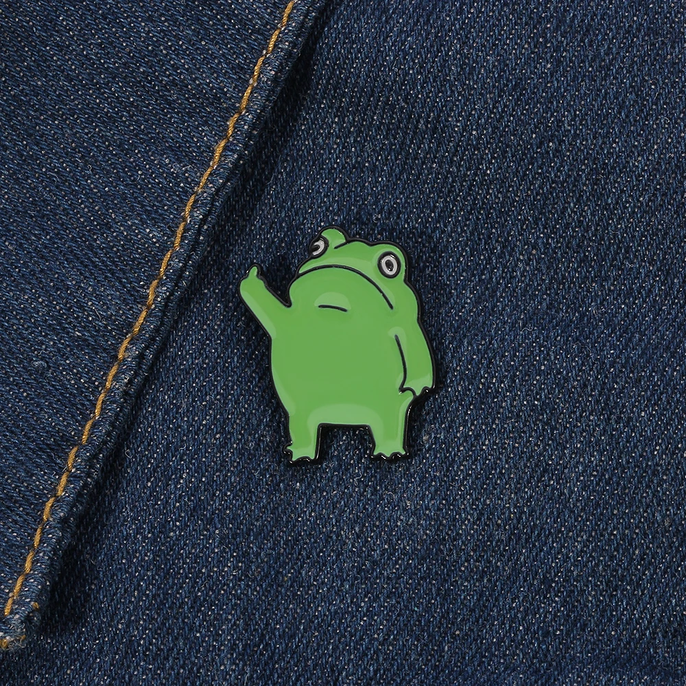 Funny Vertical Middle Finger Frog Brooch Creative Cartoon Animal Metal Badge Personality All-match Clothing Accessories