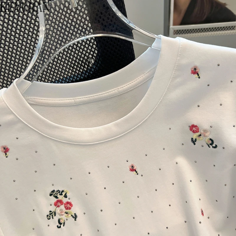 2024 Summer New Hot Diamonds Flower Embroidered T-shirt Women\'s Vintage Short Sleeved Tops Tees Fashion Cotton Graphic T Shirts