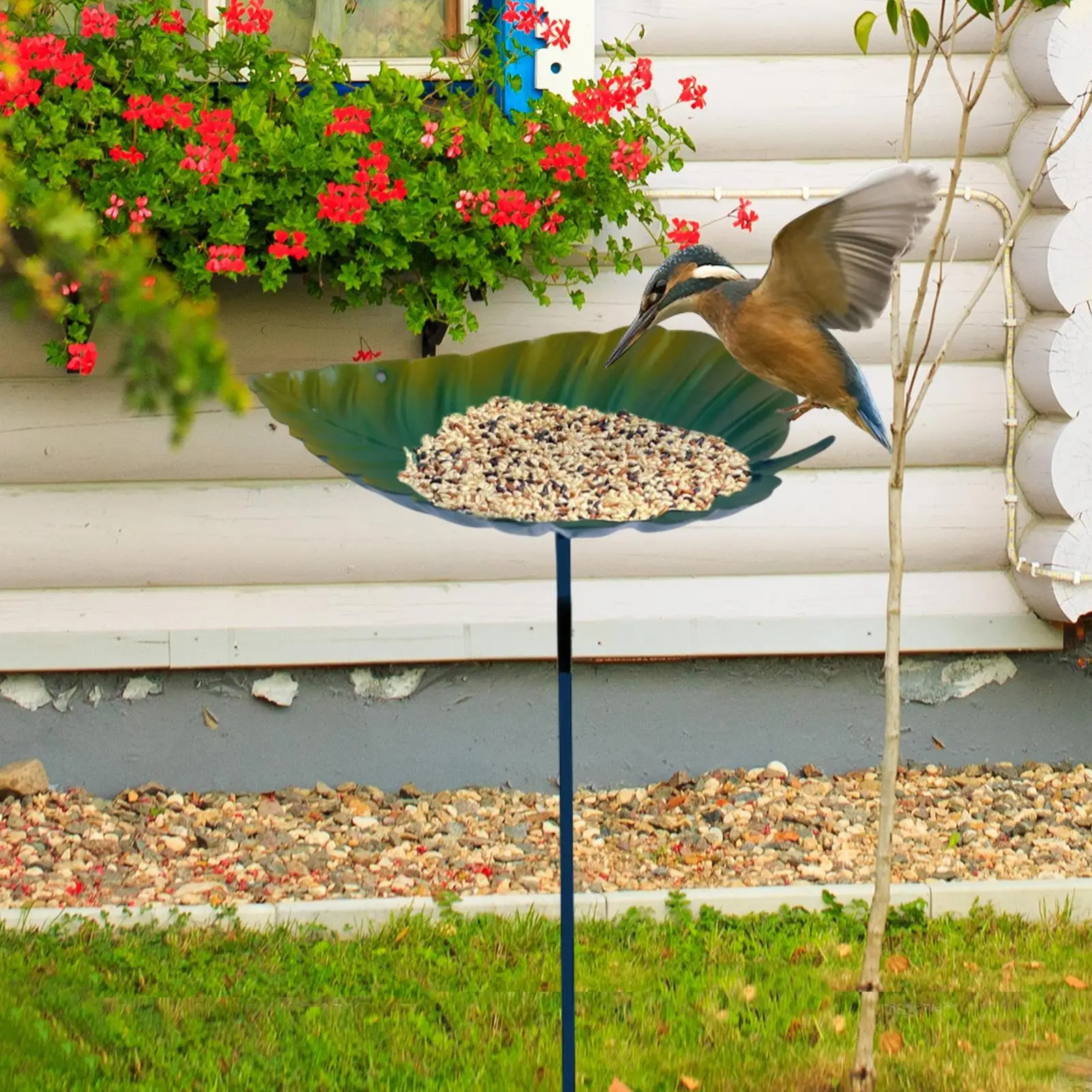 Bird Feeder Metal Detachable Pole Gift Weatherproof Decorative Bird Bath Bowl with Garden Stake for Backyard Kids Bird Lover