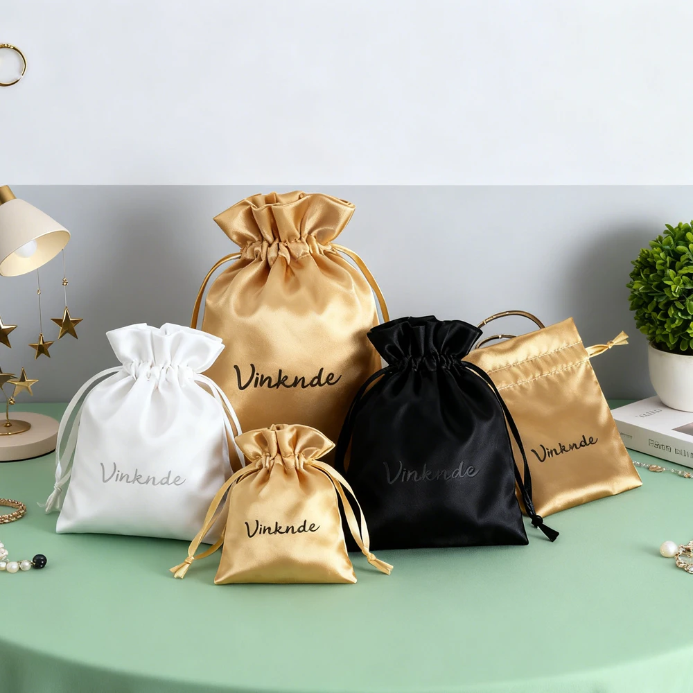 

50 шт., шикарная персонализированная упаковка с логотипом, атласный шелковый мешочек для свадьбы, подарочные пакеты, сумка для конфет, ювелирные изделия, кольца, мешок из веревки на шнурке