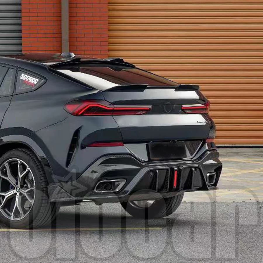 OiOMOTORS New Type SQ Style Dry Carbon LED Rear Diffuser and Side Splitter for BMW G06 LCI X6