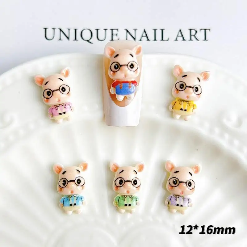 50PCS  Luminous Cute Cartoon Pig Nail Charms Accessories Resin Glasses Piglet Flat Bottomed Nail Art Decorations for DIY Nails