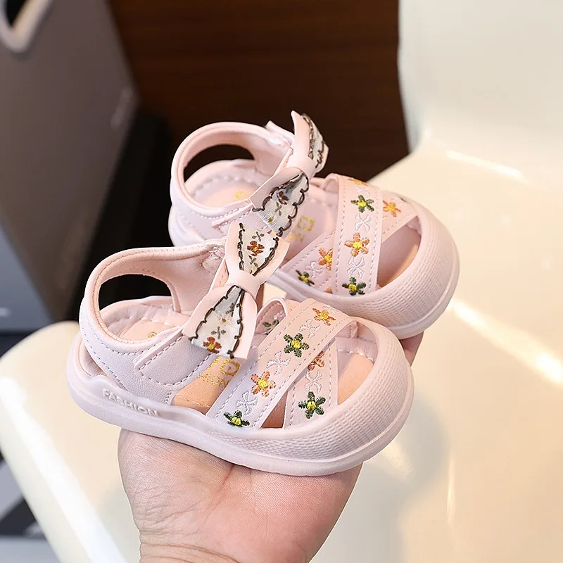 

Summer Girls Soft-soled Walking Sandals Children Non-slip Toe-protect Princess Shoes Kids Slip-on Beach Shoes Baby Casual Shoes