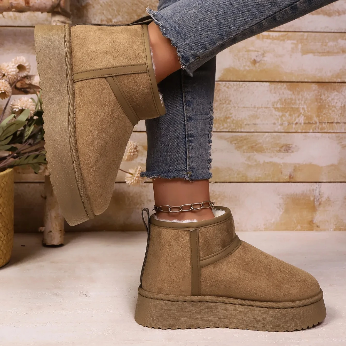 Designer 2026 Neue Winter Trendige Damen Schneestiefel aus Wildleder Modisch Gefüttert mit Plüsch Flach Warm und Bequem Damen Schneestiefel – Detail 13