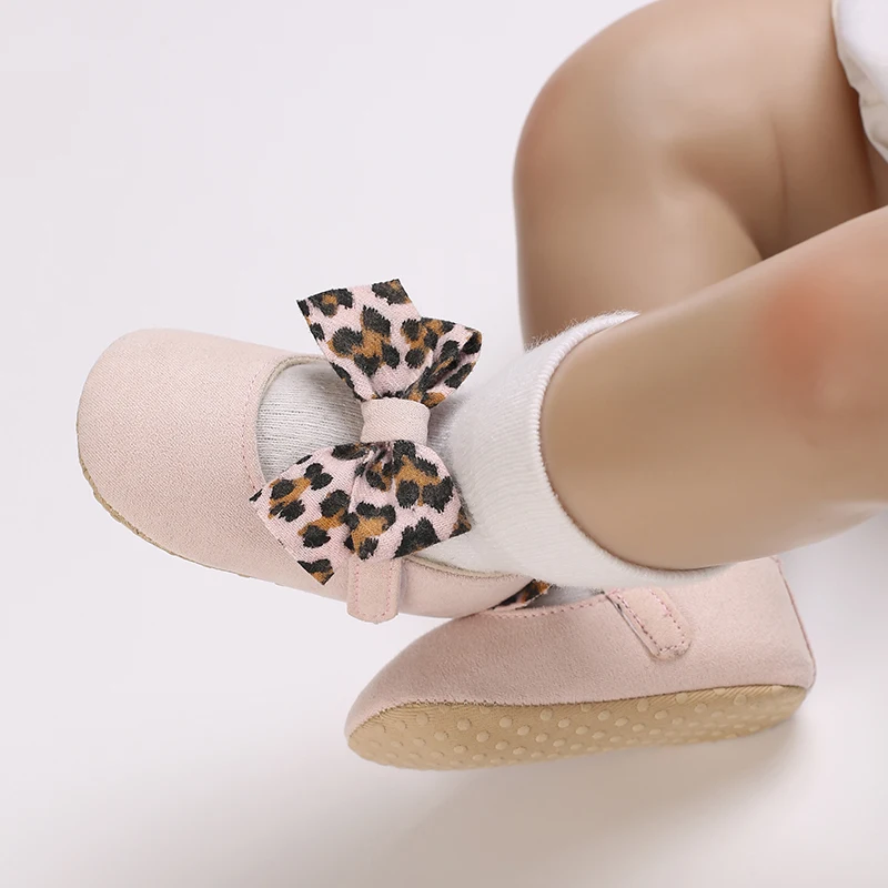 Lovely Leopard Bow Baby Shoes Fashion Princess Shoes Casual Sports Shoes Warm Toddler Soft Sole Anti Slip First Walker 0-18M