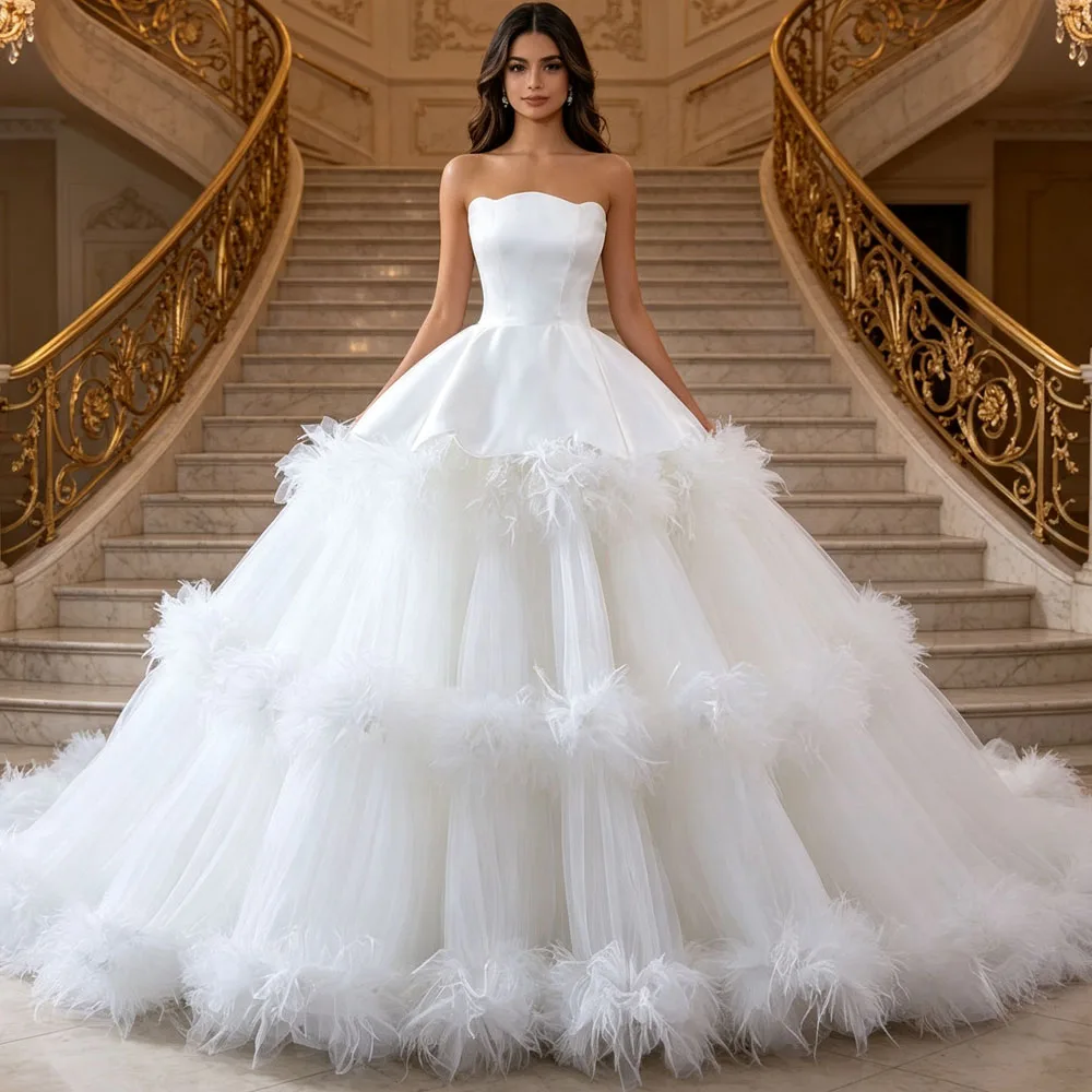 Luxurious Vestido De Novia 2026 Strapless Sleeveless Lace Up Back Wedding Dresses Feather Ball Gown Customized