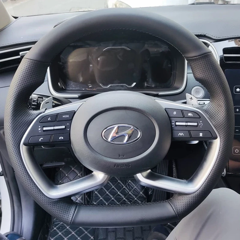 Car Steering Wheel Cover for Hyundai Avante Santa Cruz Tucson Plug I20 Tucson CN7 Leather Hand-Stitch Auto Interior Accessory