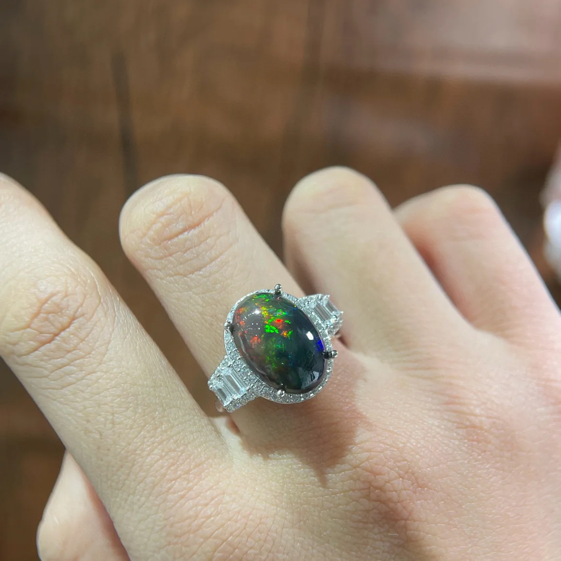 

Кольцо из стерлингового серебра 925 пробы с черным опалом, 10x15 мм, натуральный цветной драгоценный камень, прецизионные ювелирные изделия с интенсивным огнем