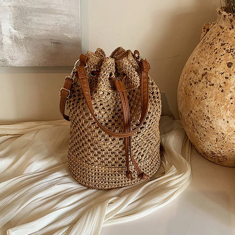 

Weaving Bag Women 2024 New Fashion Bucket Bag Summer Niche Hundred Straw Beach Single Shoulder Crossbody Bag