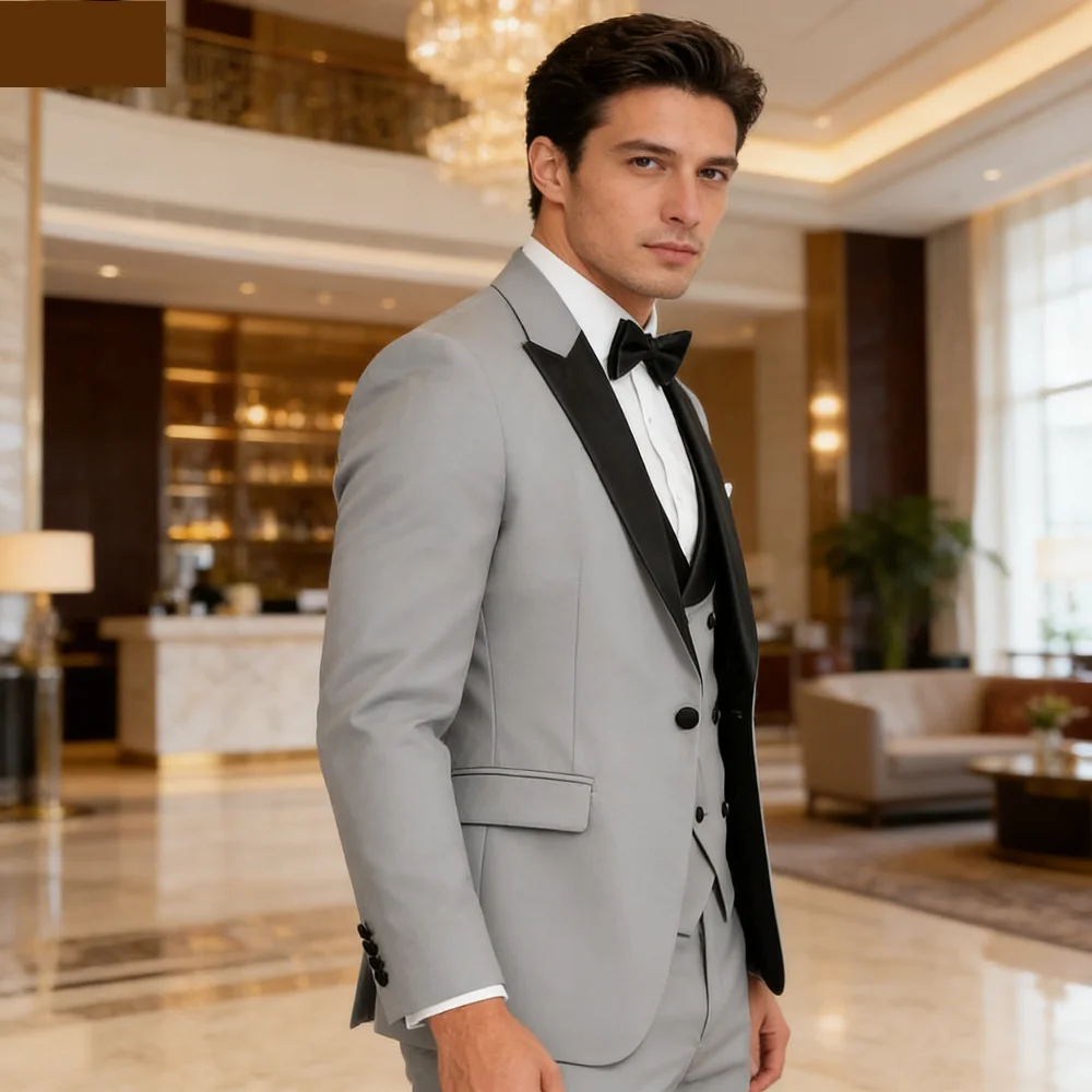 

Мужской красный костюм-тройка Luxo Slim Fit с пикообразной лацканной отложной лацканной шинкой и брюками стандартной длины, жакетом и жилетом