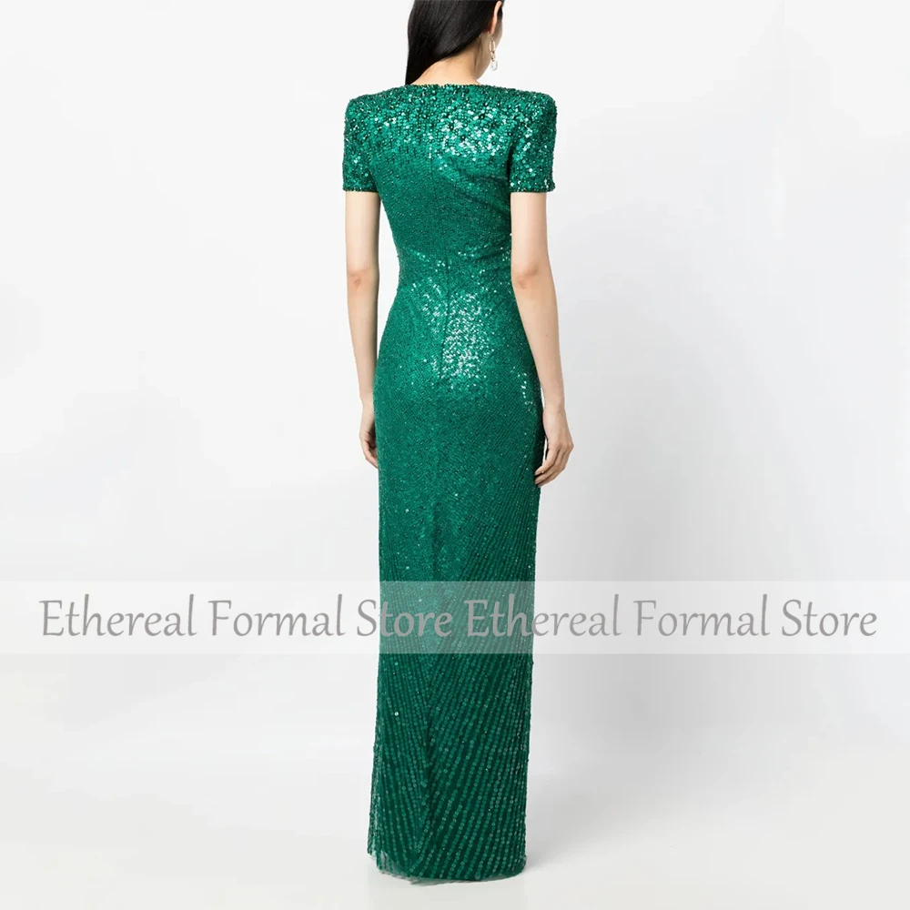 Glitter สีเขียวเลื่อมชุดราตรี Sheath แขนสั้นชุดราตรี V คอ Saudi ชุดความยาวชั้นชุดพรรคอย่างเป็นทางการ