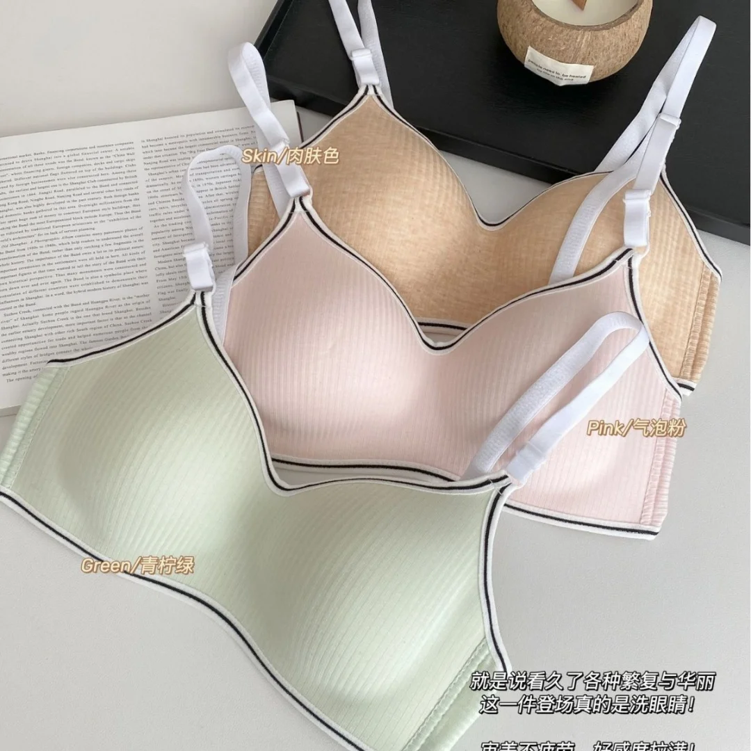 

Girl's Comfortable AB cup Bra Cotton Underwear For Teenager Student Wireless Gathering V-Bra Girl Sport Yoga Bralette