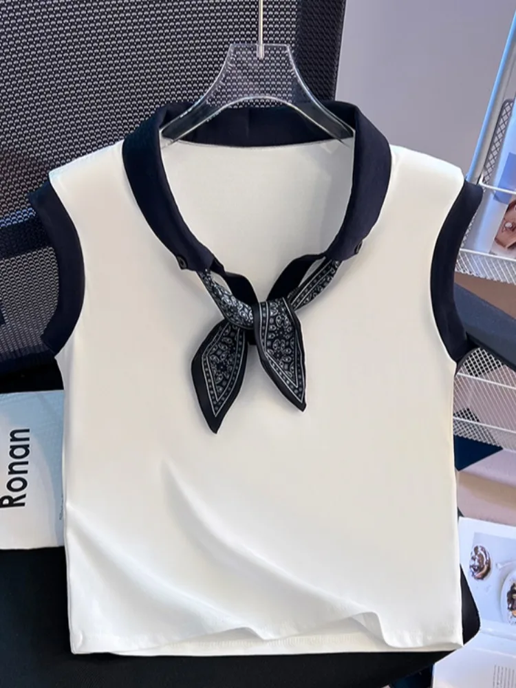 

Summer ort Sve Ne Vest Women's T-irt with Silk Scarf Korean Sle Slim Fit Design Sensation Self-Preserving Model