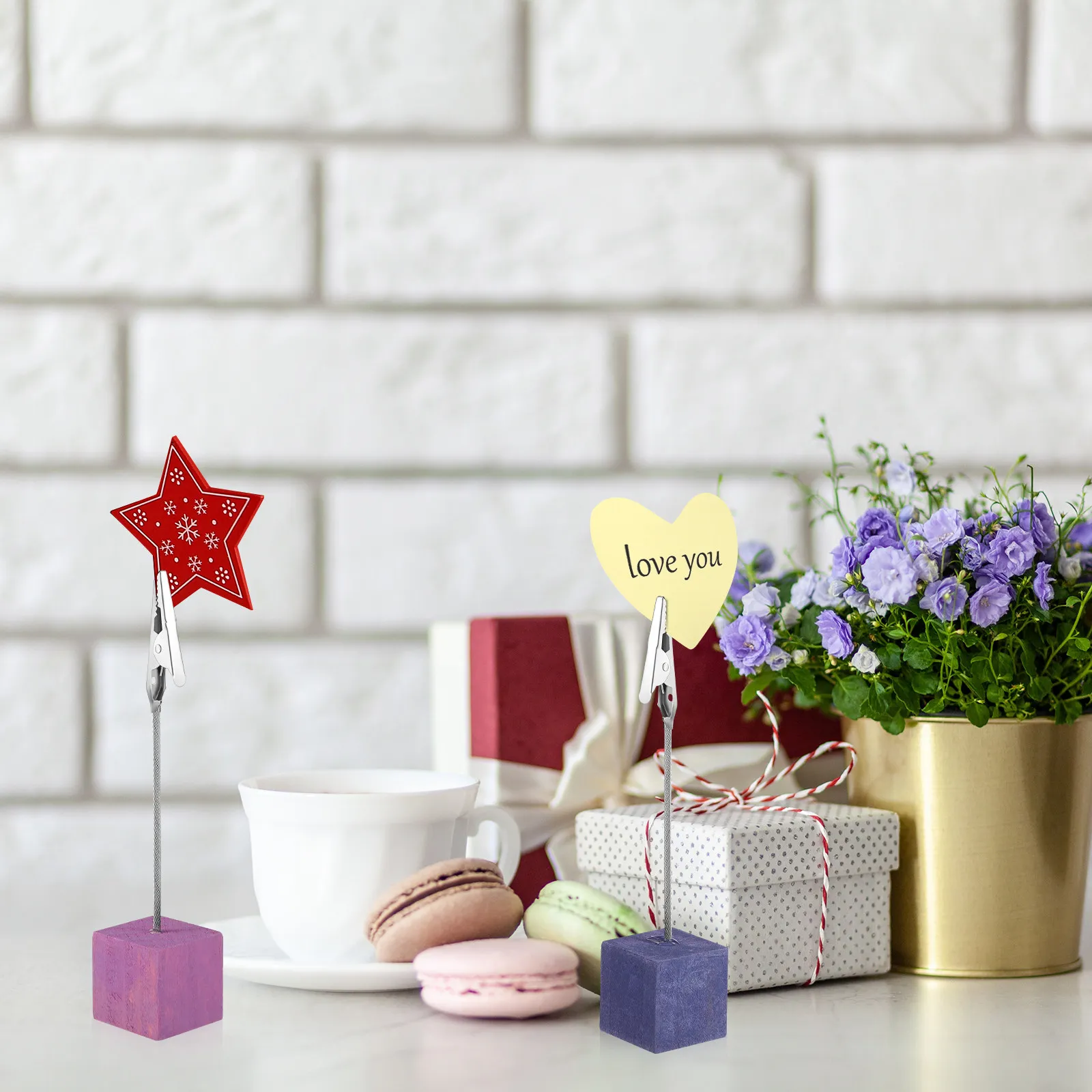 10Pcs Memo Clips Wooden Base Photo Holders Desktop Memo Clamps Creative Cube Base Multipurpose Card Message Clips Table Number