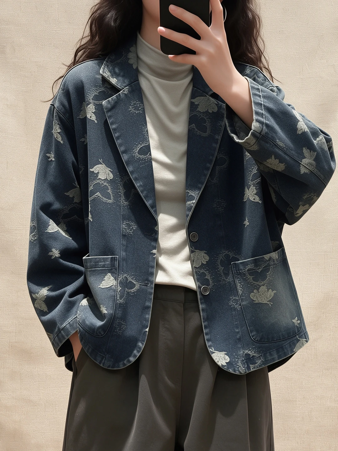 High-End Women's Washed Denim Jacket Autumn Style Retro Loose Floral Embroidery Versatile Suit Collar Top Casual Cotton Blend