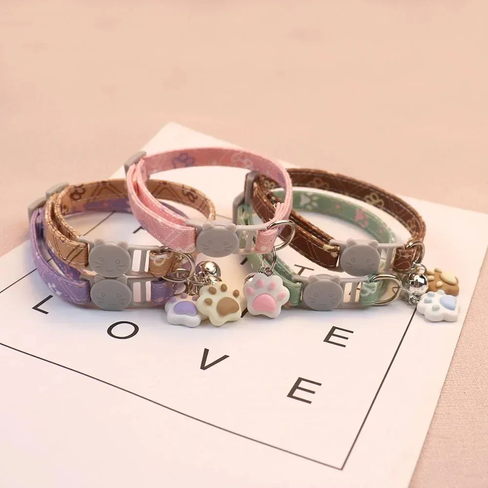 Footprint Breakaway Pet Collar with Bell 6