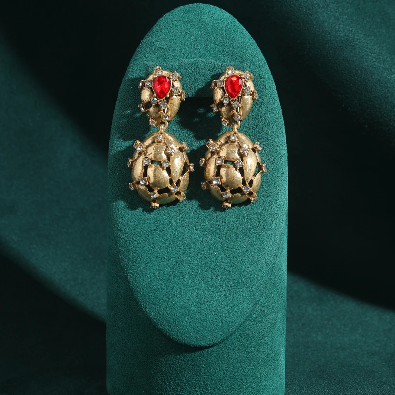 

Vintage Red Glaze Snake Drop Earrings Woman Patterned Rhinestone Gold Color Antique Luxury Quality Jewelry Designer Gift 2025