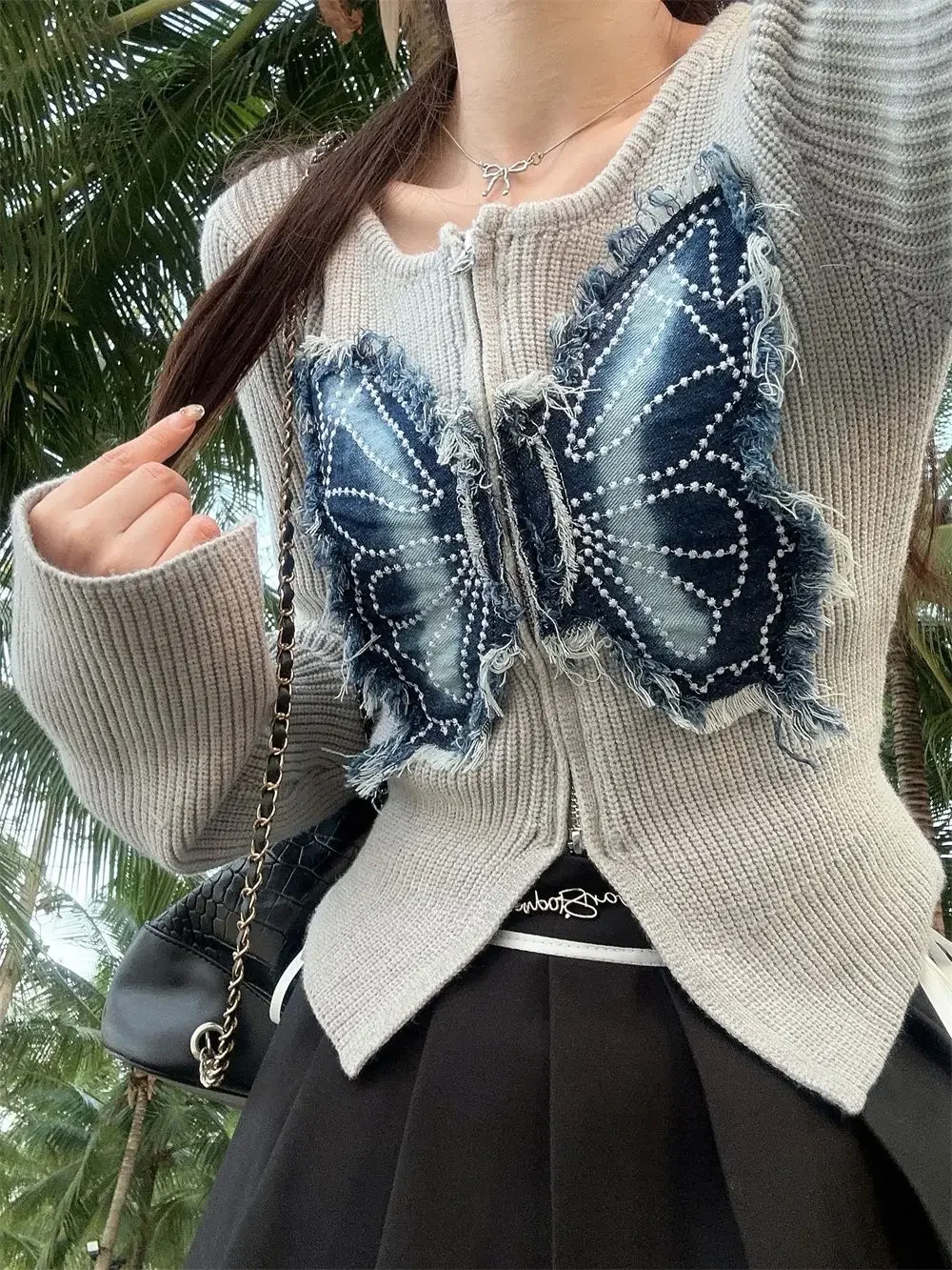 

Stitching Long-sleeved Zipper Knitted Cardigan Women's Spring Design Niche Gray Cropped Top