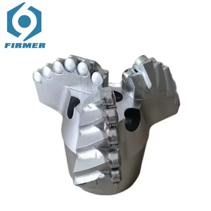 Punta da trapano in pezzo composito concavo a tre ali PDC da 75mm-220mm Nessuna perforazione del nucleo Esplorazione Bene d'acqua Raschietto da roccia Strato del terreno