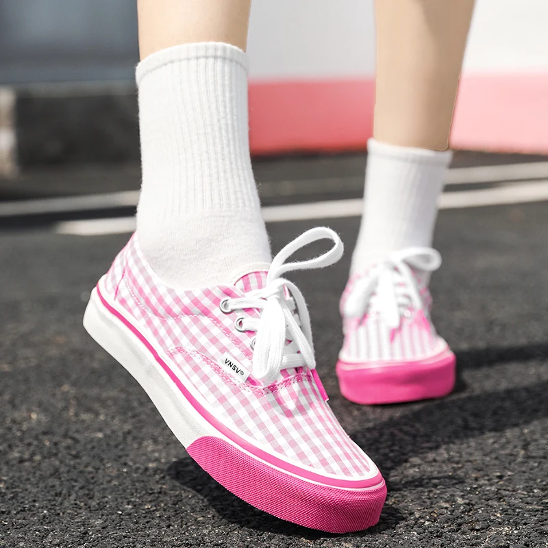 Women Canvas Shoes Fashion Korean Style Skateboarding Shoes Low Top Gingham Casual Sneakers Comfortable Pink Women Skate Shoes