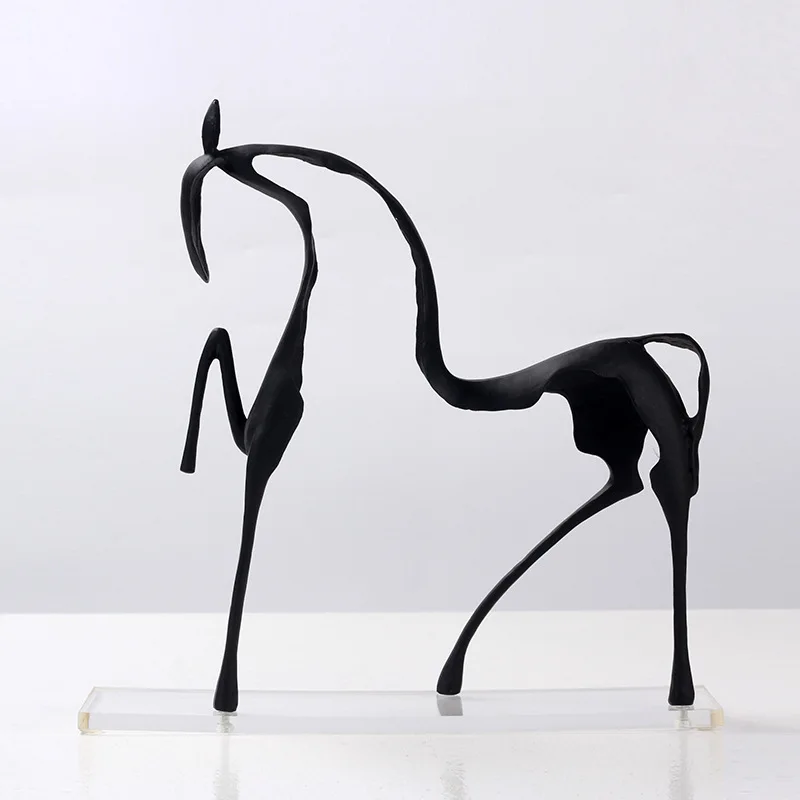 Light luxury abstract animal horse ornament modern minimalist abstract living room office entrance decoration Nordic high-end de