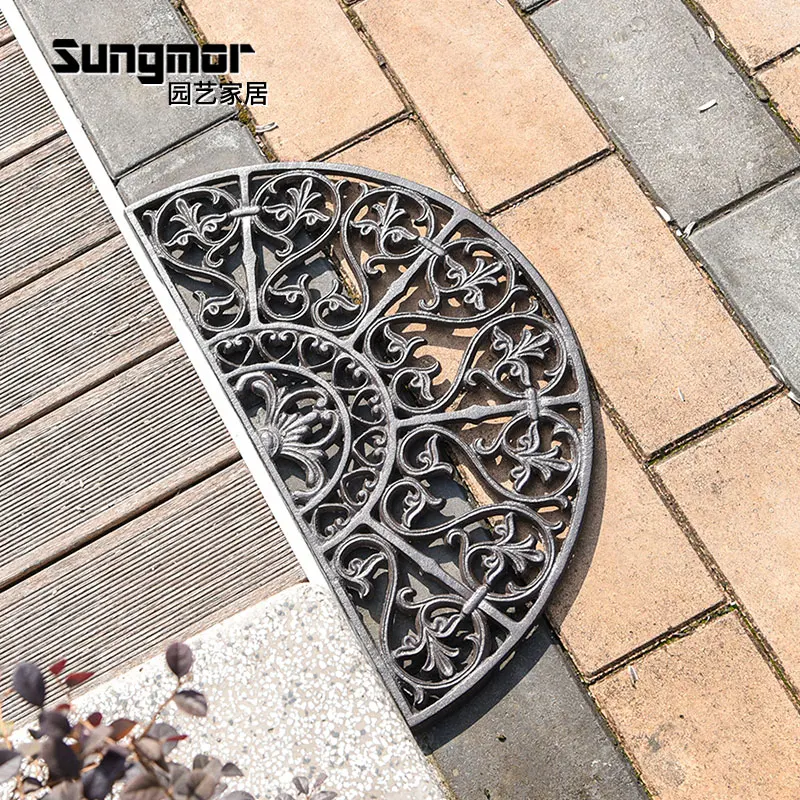 Sungmor cast iron semicircular door tread outdoor non-slip rubbing land pad pastoral style retro pastoral ornament crafts