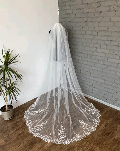 White, ivory colored cathedral wedding veil, lace wedding veil, church long veil