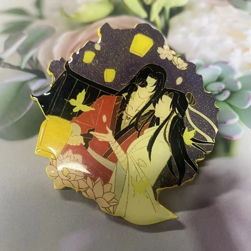 Insignia de Cosplay de Anime Tian Guan Ci Fu Heaven Official's Blessing Xie Lian Hua Cheng, broche de Metal, alfileres de solapa, accesorio de joyería