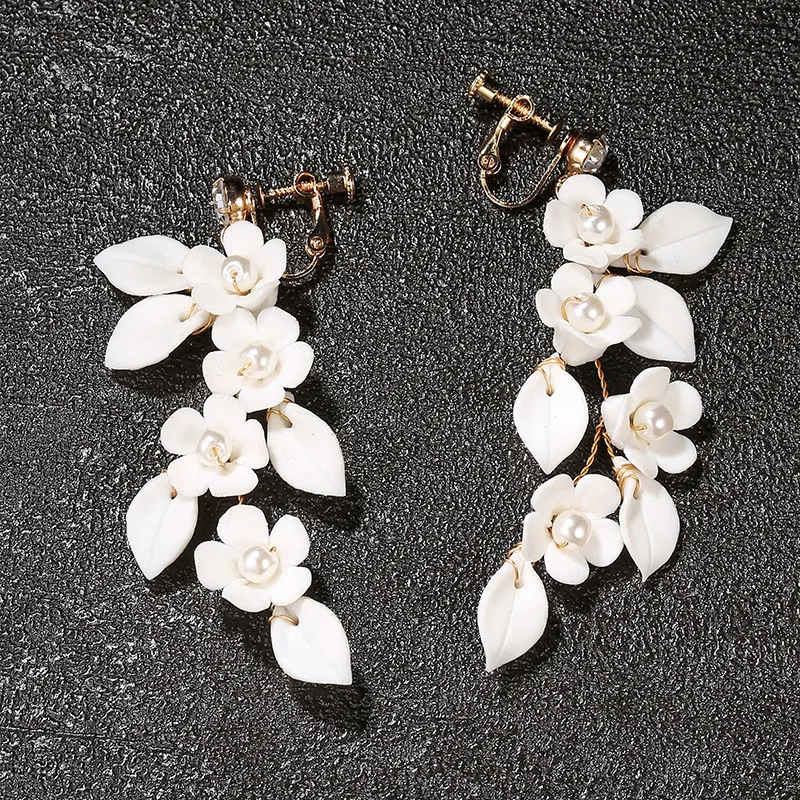 

SLBRIDAL Ins Style Sparkling Crystal Rhinestones Porcelain Flower Freshwater Pearls Bridal Wedding Earring Women Gilrs Earrings