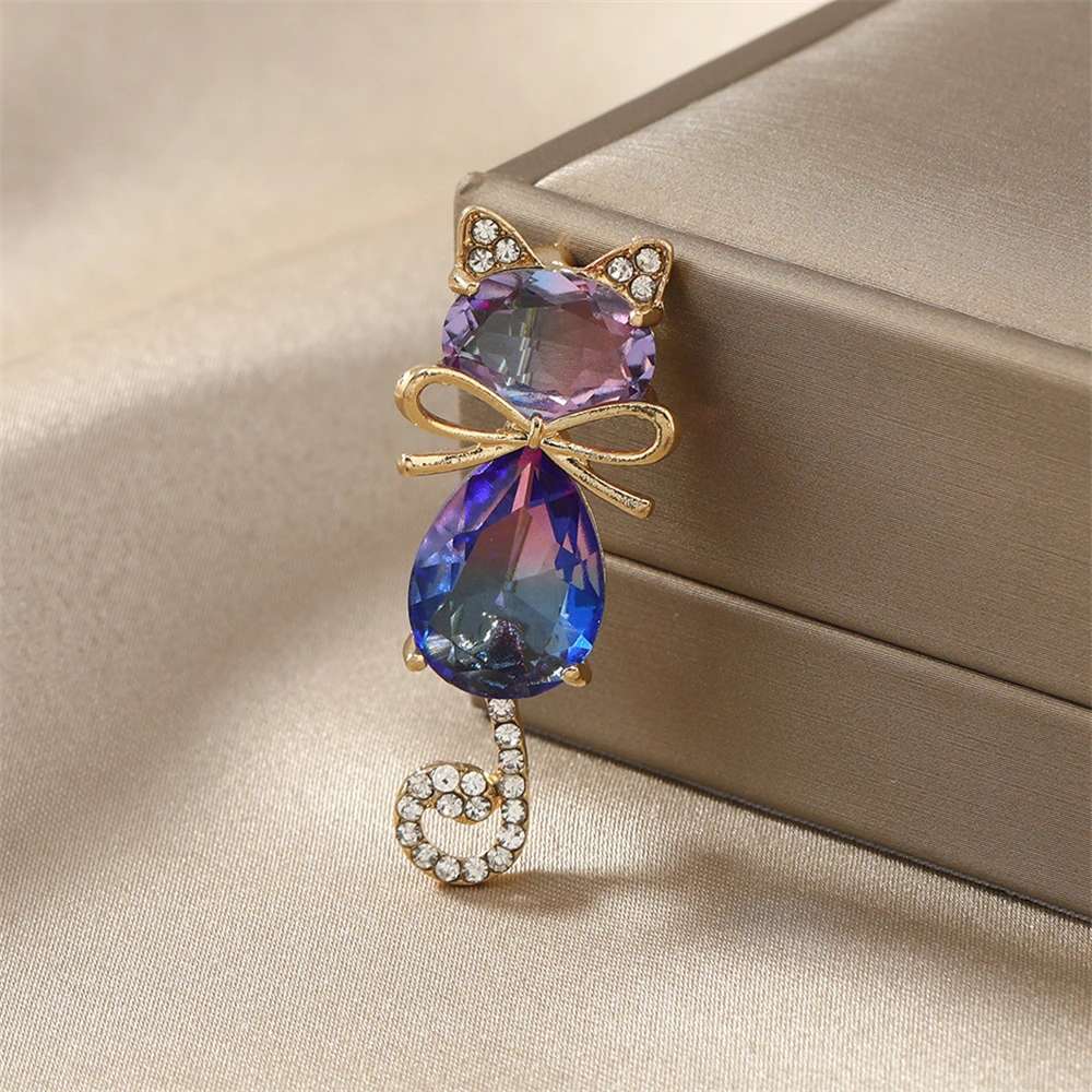 New Trendy Cute Bow Cat Brooches For Women Clothing Buckle Accessories Rhinestone Lovely Cat Animal Brooch Jewelry Gifts