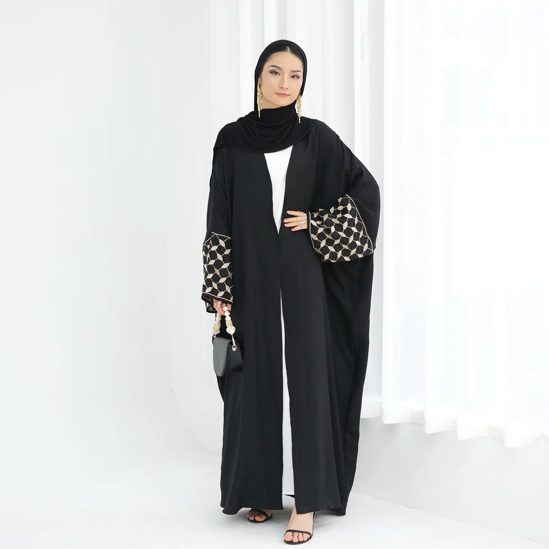 Nouvelle broderie Abayas pour femmes robe musulmane dubaï turquie caftan Kimono Caridgan ouvert Abaya Kebaya Islam Jalabiya Caftan robe