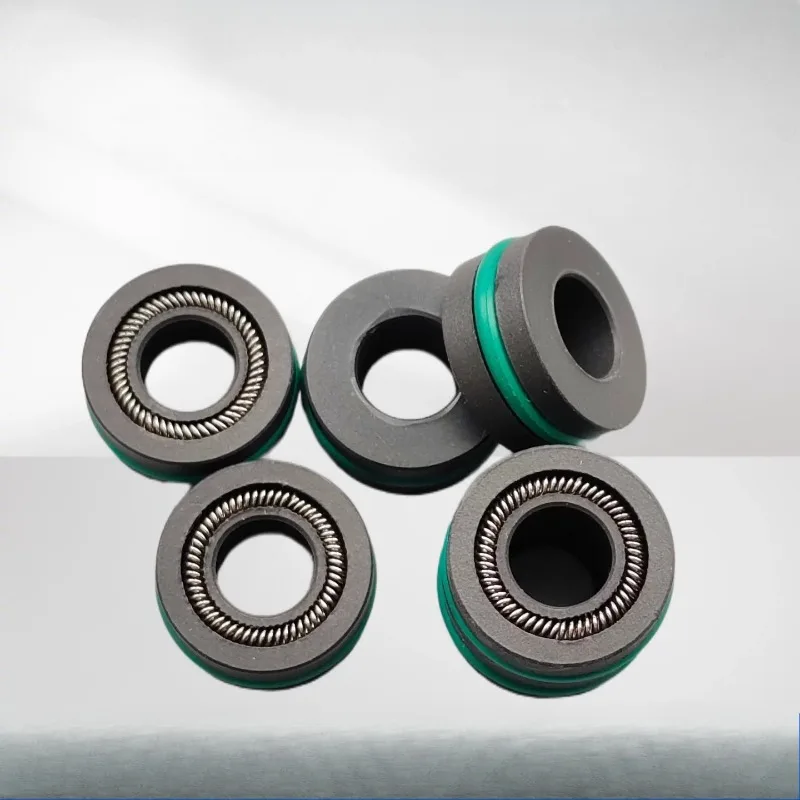 Self-lubricating PTFE plus carbon fiber high-speed rotating sealing ring for rotating pan-plug sealing shaft