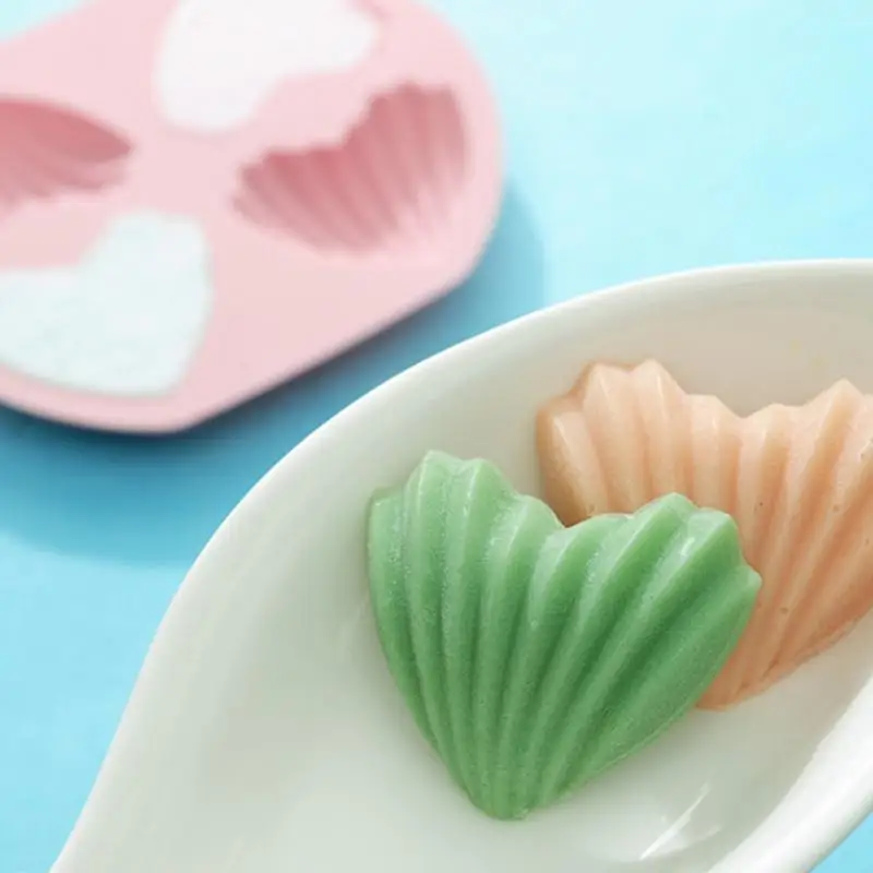 Silicone Heart Shaped Cake Mold 4-Cavity Fondant Maker Pan With Love Shape Reusable Baking Maker Mold For Gummy Chocolate Jelly